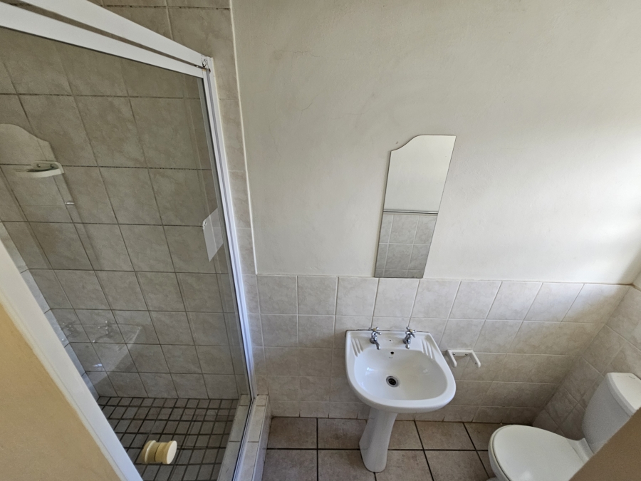 3 Bedroom Property for Sale in Cambridge West Eastern Cape